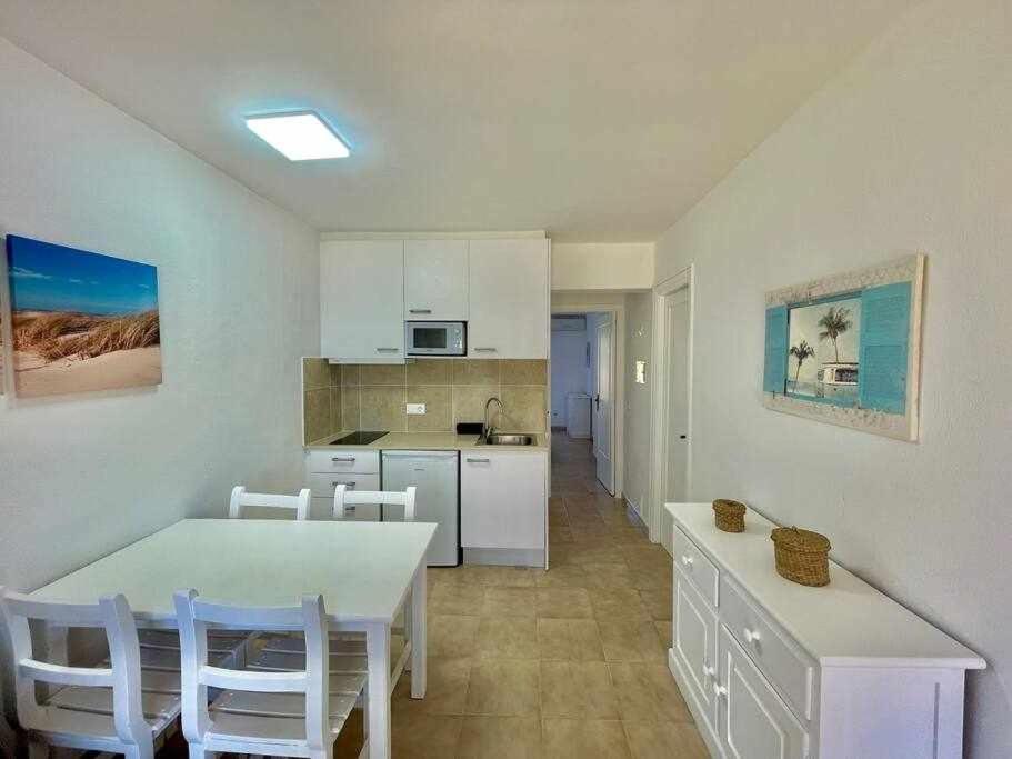 Pura Vida Apartamento Con Piscina Cala'N Blanes  Exteriér fotografie
